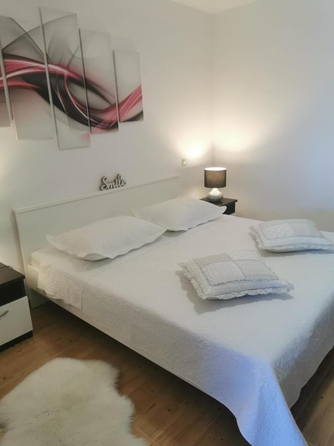 Apartment Tomislav *